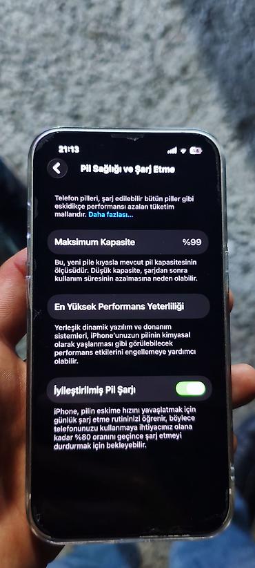 arxa kamera qurasdirilmasi: Ağ, Face ID — 1