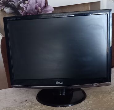Другие Автомобили: LG Flatron W1954 Monitor
19 düym, yaxşı vəziyyətdədir