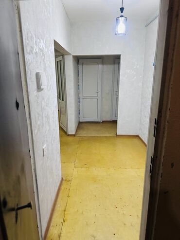 Uzunmüddətli kirayə mənzillər: Ev yalnız ailələrə və işləyən xanımlara verilir. Vasitəçilər və — 4