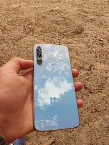 note 8 samsung qiymeti: Salam alekum telefonda hec bir piroblem yoxdu Arxasinda cuzi cat var