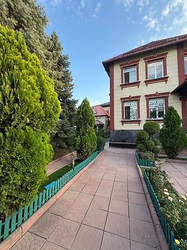 Продажа домов: 5 комнат, 375 м², 6 соток, Бишкек, ул. Карла Маркса Агентство недвижимости — 3