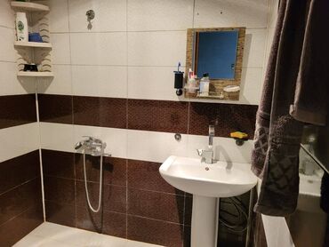 Həyət evləri və villaların satışı: Binəqədi qəs. 3 otaqlı, 90 kv. m, Yeni təmirli -da lalafo.az — 16 Həyət evləri və villaların satışı: Binəqədi qəs. 3 otaqlı, 90 kv. m, Yeni təmirli — 16