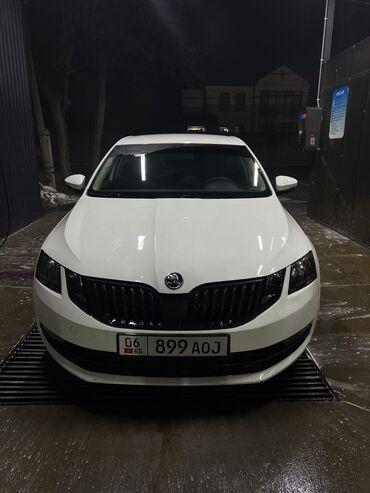 Skoda: Skoda Octavia: 2018 г., 1.6 л, Автомат, Бензин, Седан