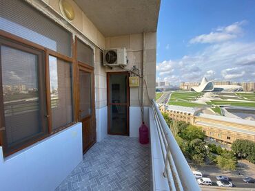 Uzunmüddətli kirayə mənzillər: Nərimanov metrosunun yaxınlığında Heydər Əliev mərkəzinə yaxın Trump — 9