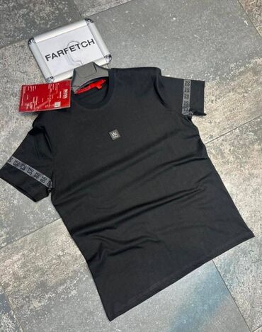 Majice: Muške brendirane majice
Uvoz Turska
s,m,l,xl,2xl — 9