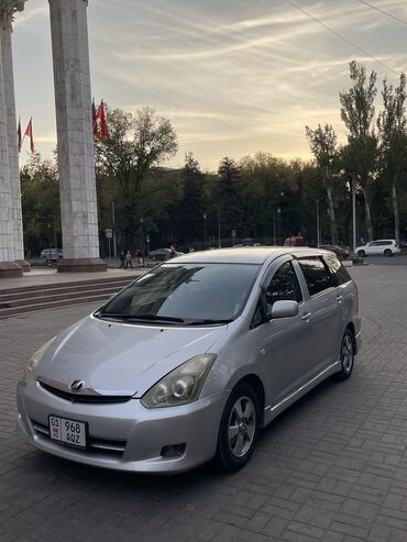 Toyota: Toyota WISH: 2005 г., 1.8 л, Автомат, Бензин, Минивэн