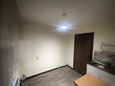 квартира аренду 1 ком постаяний: 1 комната, Агентство недвижимости, Без подселения, Без мебели