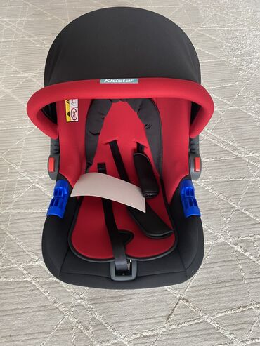 детский сиденья: Автокресло, цвет - Красный, Новый