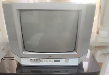 Elektronika: JVC kineskop televizor - Ekran: təxminən 21" (54 sm) diaqonal, CRT — 2