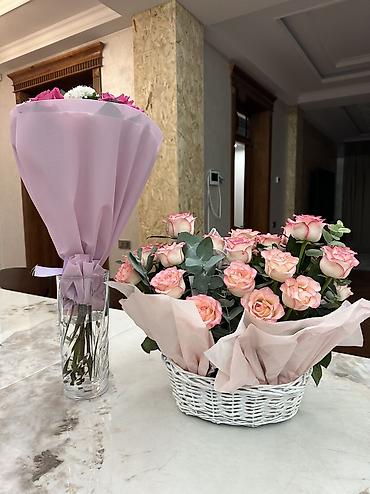 бесконечные розы: Продам свежие цветы 💐
Корзинка 2000 сом 
Букет маx 500 сом — 9