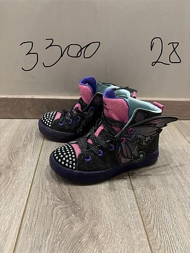 Patike: Skechers patike broj 28,svetle i kada se predje stapicem preko krila — 1