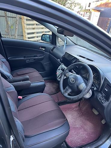 Продажа авто: Toyota WISH: 2003 г., Автомат, Бензин, Минивэн — 5