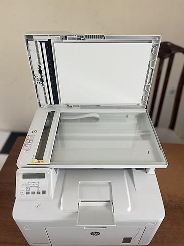 3 birinde printer: HP LaserJet çoxfunksiyalı printer/skaner/kopirayt - Brend/model: HP — 4