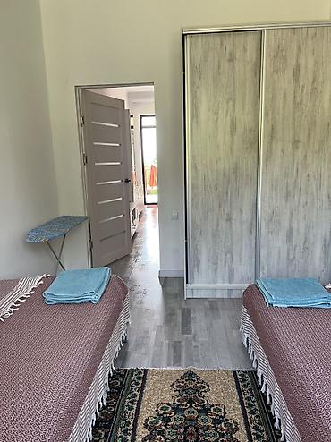 ак кеме старый аэропорт: Гостевой дом на Иссык-Куле, Симирам, Корумду, 6 мест — 8