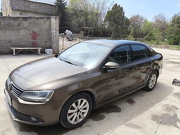 passat variant: Volkswagen Jetta: 2012 г., 1.4 л, Механика, Бензин, Седан — 4