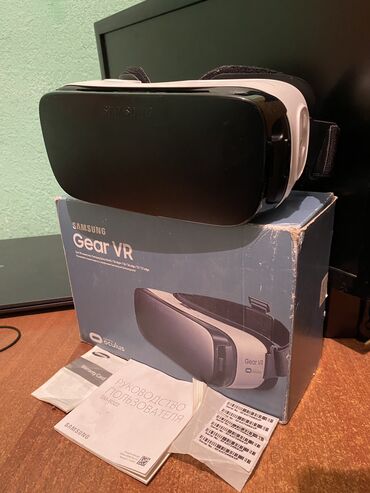 продаю стиральная машин б у: Продаю VR очки от Samsung есть коробка и чеки покупки, документы