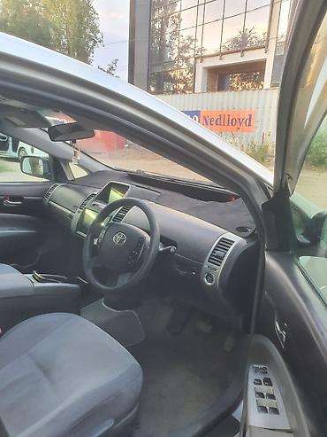тоета приус: Toyota Prius: 2005 г., 1.5 л, Вариатор, Гибрид, Хэтчбэк — 3