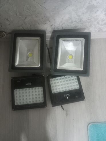 Ütülər və buxarlayıcılar: Unvan razin