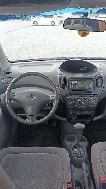версио: Toyota Yaris Verso: 2002 г., 1.3 л, Бензин, Минивэн — 5