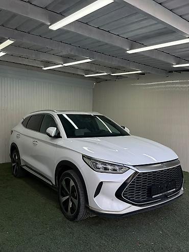 BYD: BYD Song Plus: 2022 г., 0.1 л, Электромобиль, Кроссовер — 2