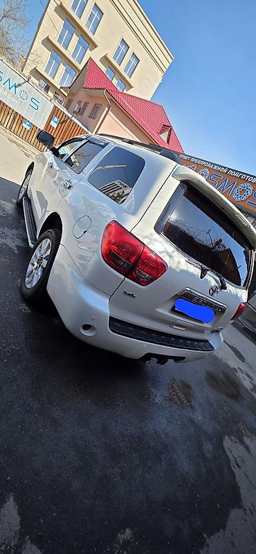 танден: Toyota Sequoia: 2015 г., 5.7 л, Автомат, Газ, Внедорожник — 4