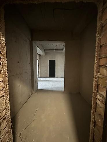 продаю повильен: 3 комнаты, 136 м², Ак-Кеме Элитка, 8 этаж, ПСО (под самоотделку) — 10