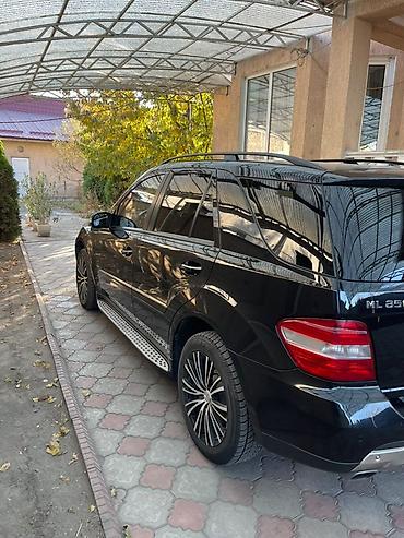 матур стук: Mercedes-Benz ML-Class: 2006 г., 3.5 л, Автомат, Бензин, Кроссовер — 2