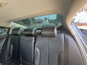 Volkswagen: Volkswagen Passat: 2 l | 2010 il Sedan — 14