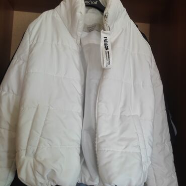 debli qadin kostyumlari: Женская куртка Фэшн, S (EU 36), цвет - Белый