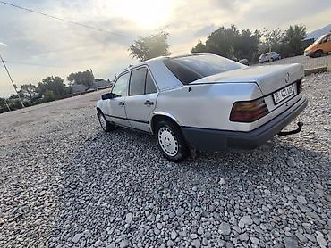 mersedes e class: Mercedes-Benz W124: 1985 г., 2.6 л, Механика, Бензин, Седан — 4