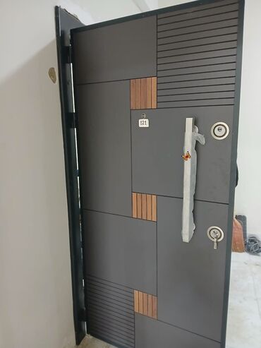 çöl qapi: Seyf qapı 345m teze kimidi cox az istifade olunub Turkdu Teze satışı