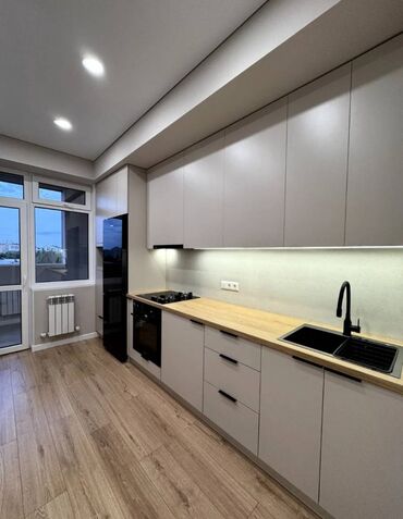 купить квартиру в бишкеке без ремонта: 1 комната, 43 м², Элитка, 8 этаж, Евроремонт