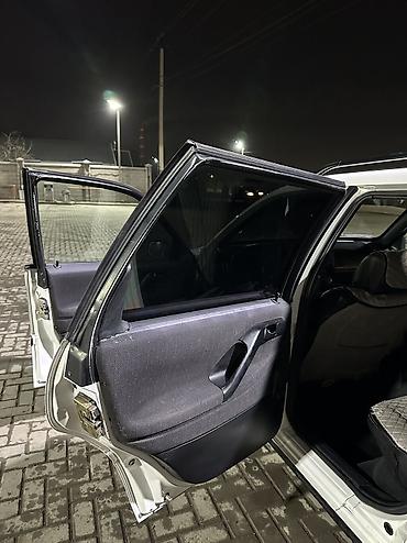 Volkswagen: Volkswagen Passat: 1995 г., 1.8 л, Механика, Бензин, Универсал — 12