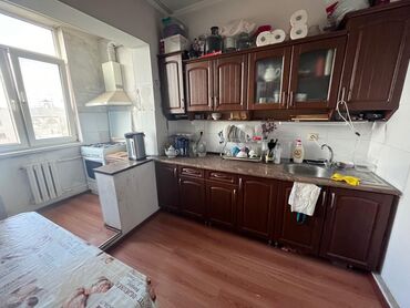 Продажа квартир: 3 комнаты, 70 м², 105 серия, 9 этаж, Косметический ремонт