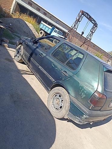 Volkswagen Golf: 1993 г., 1.8 л, Кол менен иштөөчү, Бензин, Хетчбек — 1