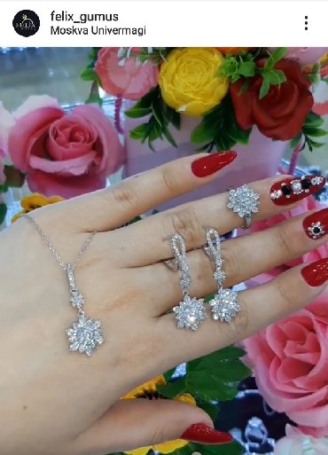 Digər bijuteriyalar: Gümüş dəst, qarnitur,üzük,sep ve daha çoxu üçün : Ünvan : Moskva — 13