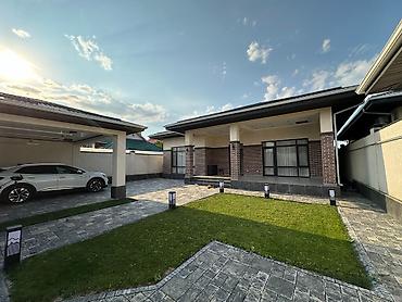 Продажа коттеджей и домов: Продается новый дом в престижной части Арча-Бешика! Дом строился для — 2