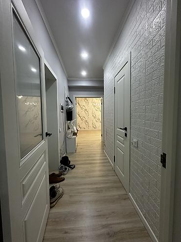 2комнаты: 2 комнаты, 56 м², Кок-Жар ж/м Элитка, 11 этаж, Евроремонт — 3