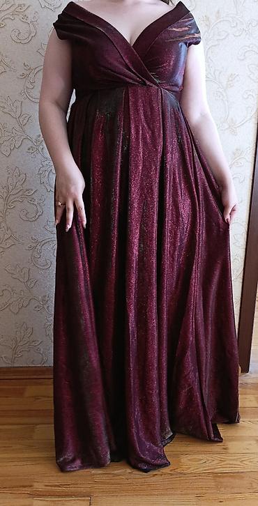 Bordo rəngli, parıltılı gecə/libas - Model: of-shoulder (çiyinlər