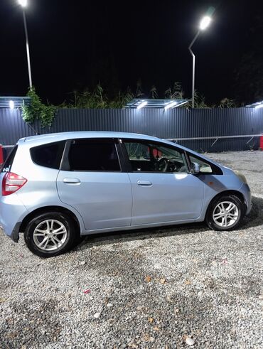 машына хонда фит: Honda Fit: 2007 г., 1.3 л, Вариатор, Бензин, Хетчбек