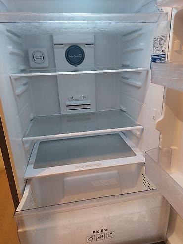 s21 plus: Samsung ikikameralı soyuducu, üstdən dondurucu. Xüsusiyyətlər: - Twin — 5
