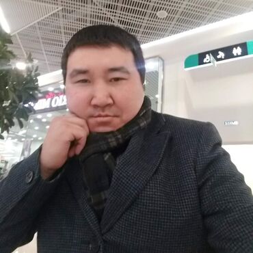 мужское пальто зимнее: Мужское пальто-бушлат в серо-черную клетку — это стильный и