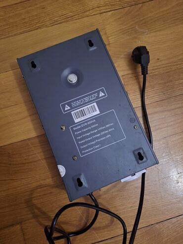 Generatorlar: Demirdöküm DVR-500VA avtomatik gərginlik tənzimləyicisi, cihazlarınızı