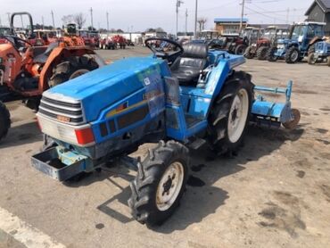 Мини-тракторы: Продается японский трактор ISEKU Tu237 в хорошем состоянии, Техника