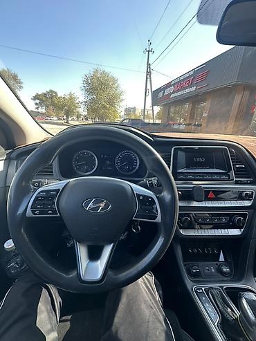 santafe 2019: Hyundai Sonata: 2018 г., 2 л, Автомат, Газ, Седан — 9
