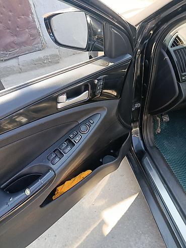 san: Hyundai Sonata: 2012 г., 2 л, Автомат, Бензин, Седан — 10
