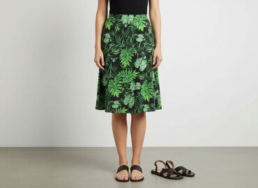 Women`s skirt, size L
