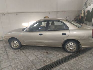 Daewoo: Daewoo Nubira: 1999 г., 1.5 л, Механика, Бензин, Седан