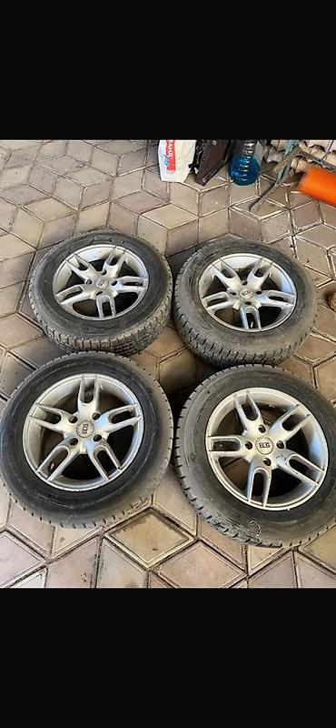 215 65 16 с: Колеса в сборе R 15, Зима, Б/у, Комплект, Легковые, Литые, отверстий - 5 — 1