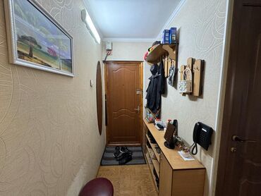 3 комнатная квартира в бишкеке купить: 3 комнаты, 58 м², 104 серия, 1 этаж, Евроремонт